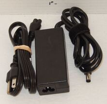 HP Power adapter 608425-004 Laptop Battery Charger Input 100-240v Output... - $8.88