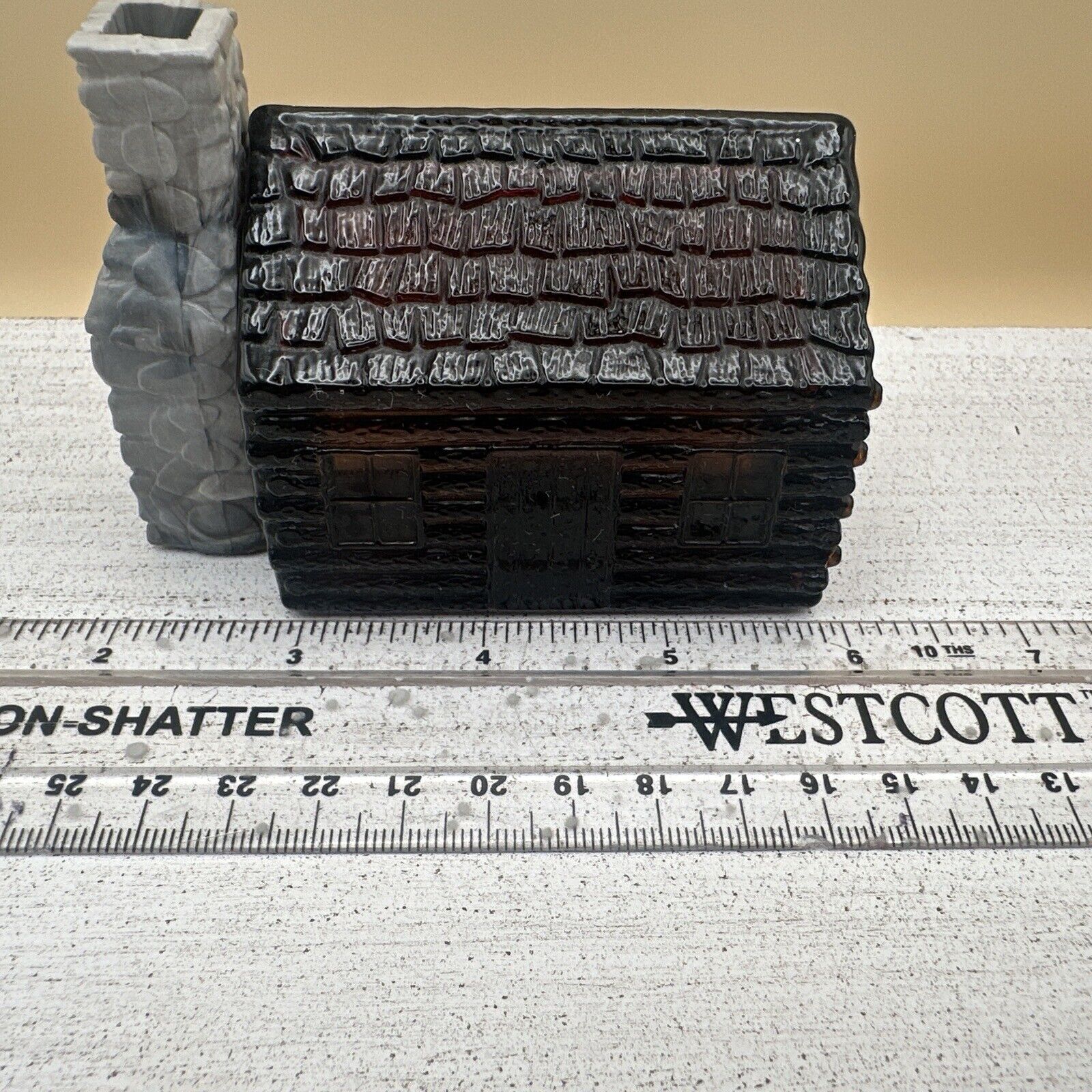 Vintage Avon Homestead Decanter Log Cabin Wild Country After Shave Full ... - $3.95