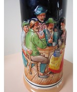 GERMAN STEIN TAVERN SCENE PEOPLE DRINKING 11 1/2 TALL ORIGINAL - $1,030.65 MXN