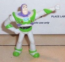 Disney Toy Story Buzz Lightyear PVC Figure HTF - $4.83