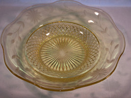 Topaz 10.5 Inch Footed Bowl Lancaster Glass Amy Diamond Mint - £27.48 GBP