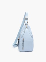 Jen &amp; Co. women&#39;s nikki dual compartment sling pack bag in Glacial Blue - size - £36.59 GBP