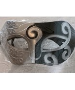 RETRO MASQUERADE MARDI GRAS  HALLOWEEN MASK SILVER &amp; BLACK WITH BLACK TI... - $7.91