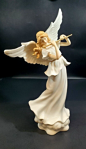 New Musical 13 3/4&quot; Porcelain Angel Playing Flute Musical Valerie Parr 2014 - $44.54