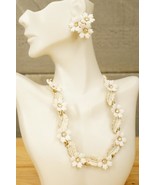 Vintage Costume Jewelry Coro White Daisy Flower Rhinestone Necklace Earr... - £27.45 GBP
