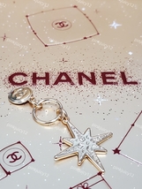 Chanel Holiday 2022 Gold Tone CC Star Charm - £23.53 GBP