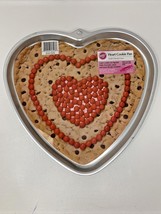 Giant Heart Cookie Pan from Wilton 2105-6203 Holds Pkg Refrigerated Cookie Dough - £17.14 GBP