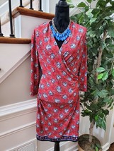 Max Studio Women&#39;s Red Floral Polyester Long Sleeve V-Neck Knee Length Dress L - £24.27 GBP