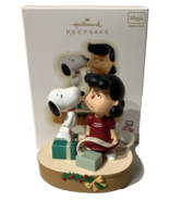 Hallmark Keepsake Magic Sound Ornament Kissed By A Dog Peanuts Gang 2009  - €23,64 EUR
