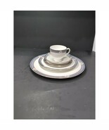 Wedgwood Waverley 5 Piece Place Setting, Tableware, Fine Dining Set, Din... - $81.46 CAD