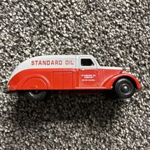 Chevron Standard Oil Streamline Tank Truck - Lledo PLC  REAR BUMBER BROKEN - €5,98 EUR