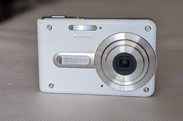 Digital camera Casio Exilim EX-S100  3.2  Mega Pixels made in Japan Lens Error - £21.79 GBP