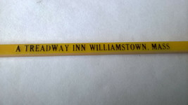A Treadway Inn Williamstown Massachusetts Swizzle Stick Drink Yellow Plastic - £8.68 GBP