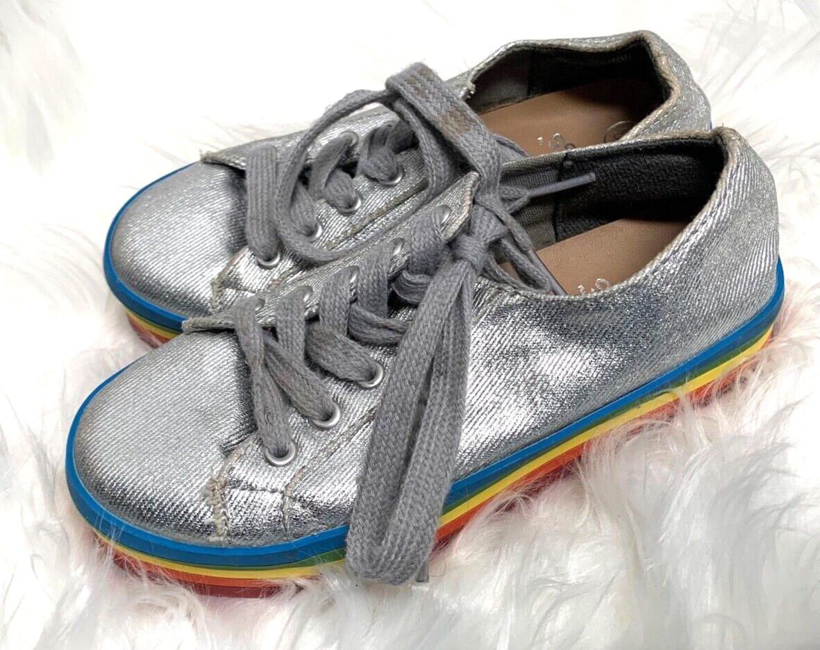 Primary image for Art Class Girls Sz 13 Silver Sneaker Shoes Rainbow sole Lace Tie Up