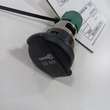 Fiat 500 12V Power Port Socket  2014 2015 2016 - $743.25 MXN
