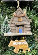 Hunting Lodge Christmas Ornament Lodge Outdoorsman Hunter Hunting NWT - $12.50