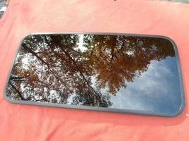 2008 Mazda 3 Oem Factory Year Specific Sunroof Glass Panel Free Shipping! - £124.57 GBP