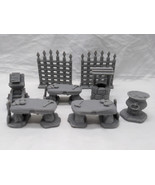 (8) Fantasy Miniature RPG Terrain Porticullis Blacksmith Station Well Po... - $527.58 MXN