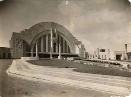 Cincinnati Union Terminal Cincinnati 1948 | POSTER 24 X 36 Inches - £17.50 GBP