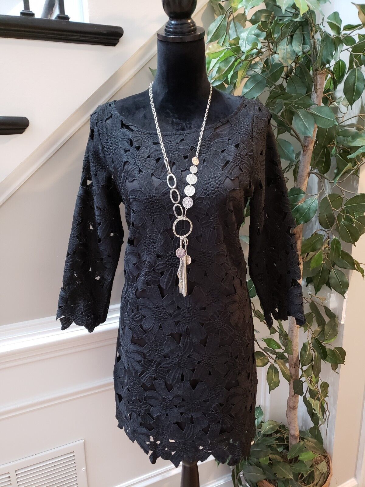 Women's Black Floral 100% Polyester Round and similar items