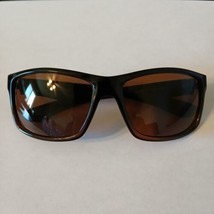 Pugs Women Brown/Black Casual Sunglasses Style#1403 - £11.73 GBP