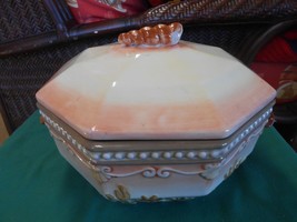 Beautiful Zrike Evereyday Baroque Pottery By Lisa Levy..Large Casserole With Lid - £18.20 GBP