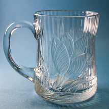 Arcoroc Canterbury Crocus/Tulip 10-oz Glass Mugs France - £3.98 GBP