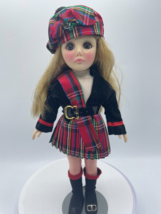 Vintage Effanbee Collectible International Series 11&quot; Vinyl Doll Scotland 1975 - £5.97 GBP