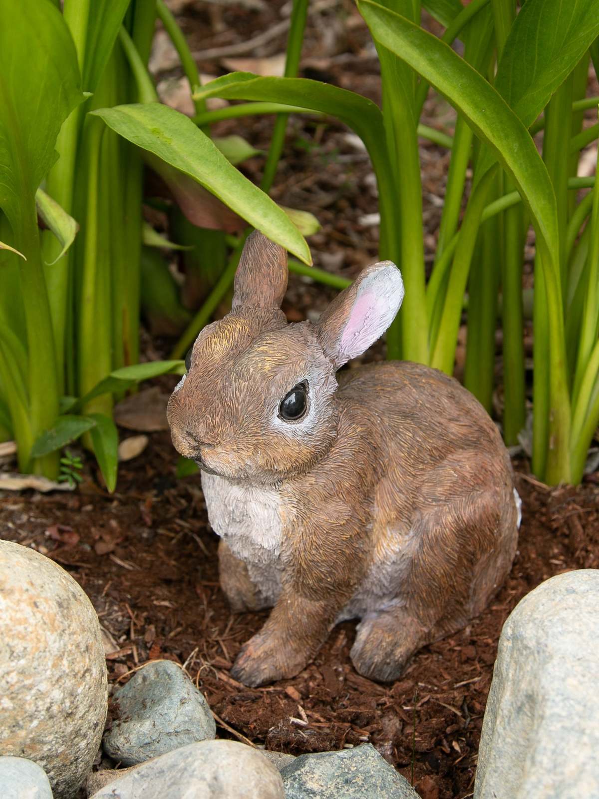 GARDEN SITTING BUNNY STATUE - $31.00