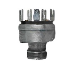 Pollak 31-152PF 4 Pos Ignition Switch - $285.56 MXN