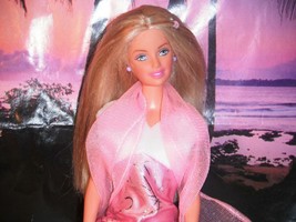 Blonde Barbie Crystal Blue Eyes Pink Lipstick Pink Dress &amp; Matching Scarf - £7.63 GBP