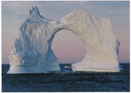 Postcard Iceberg At Bay Bulls Newfoundland &amp; Labrador 4 3/4 x 6 3/4 - $4.94