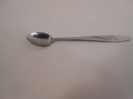 First Years Deluxe Stainless Baby Feeder Spoon Rose Pattern Taiwan Vintage - $9.50