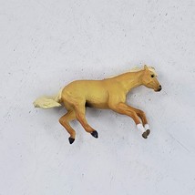 Breyer Mini Whinnies Reining Stock Mare Horse Palomino #300101 - £7.85 GBP