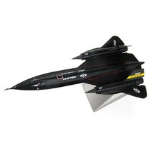 SR-71 Blackbird Jet Aircraft Scale model Plane Metal Die cast 1/144 Lockheed Sku - £87.92 GBP