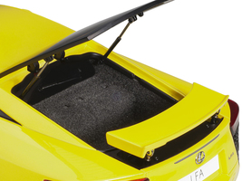 Lexus LFA Pearl Yellow with Red and Black Interior 1/18 Model Car by Autoart - £232.56 GBP