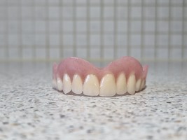 Full Upper Denture/False Teeth,Horseshoe/No Palate Design, Brand new. - $80.00+