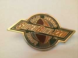 Vintage 1987 NFL SUPERBOWL XXII San Diego Host lapel hat tie metal pin - £11.38 GBP