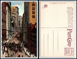 NEW YORK Postcard - NYC, Broad &amp; Wall Streets P17 - £3.10 GBP