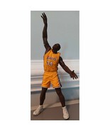 Shaquille O&#39;Neal 4.5” Action Figure Yellow Jersey - £9.44 GBP