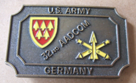 VINTAGE  U.S. ARMY GERMANY BELT BUCKLE   32nd AADCOM   NICE CONDITION - £43.16 GBP