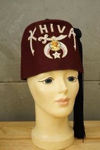 Vintage Masonic SHRINER KHIVA FEZ Hat Crisp &amp; Complete With Black Tassel - £50.25 GBP