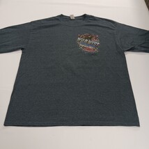 Gildan Ultra Cotton WILD WEST SHOOTOUT Mens Green Graphic T-Shirt Long Sleeve XL image 11