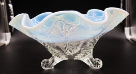 Antique Dugan Opalescent Glass White Blue Footed Palm Scroll Ruffled Can... - $931.54 MXN