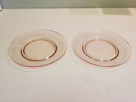 Vintage 7 1/4&quot; Pink Depression Etched Glass Loop Design Plates - Set of 2 - £7.01 GBP