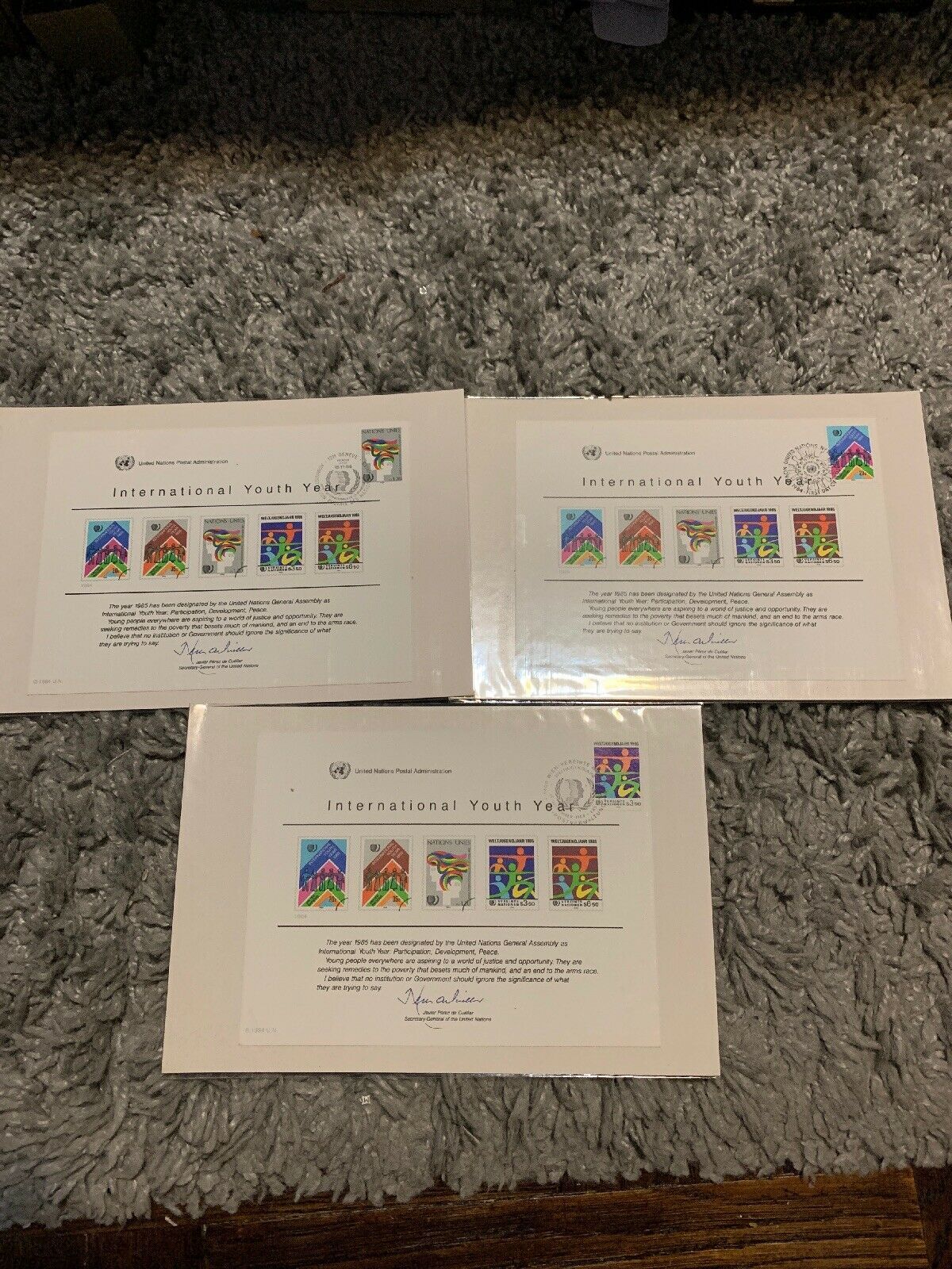 United Nations (SC26) 1984 International Youth Year Souvenir Card set Of 3 - $1.99