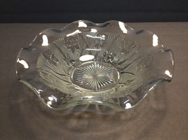 Clear Glass Serving Bowl Floral Textured Design w/Wavy Edges 9-1/2&quot; -KD-D4 - £5.21 GBP