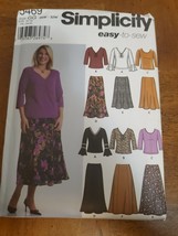 SIMPLICITY 5469  Women Sz (26W-32W) Skirts &amp; Tops 12 Easy To Sew Styles ... - $90.82 MXN