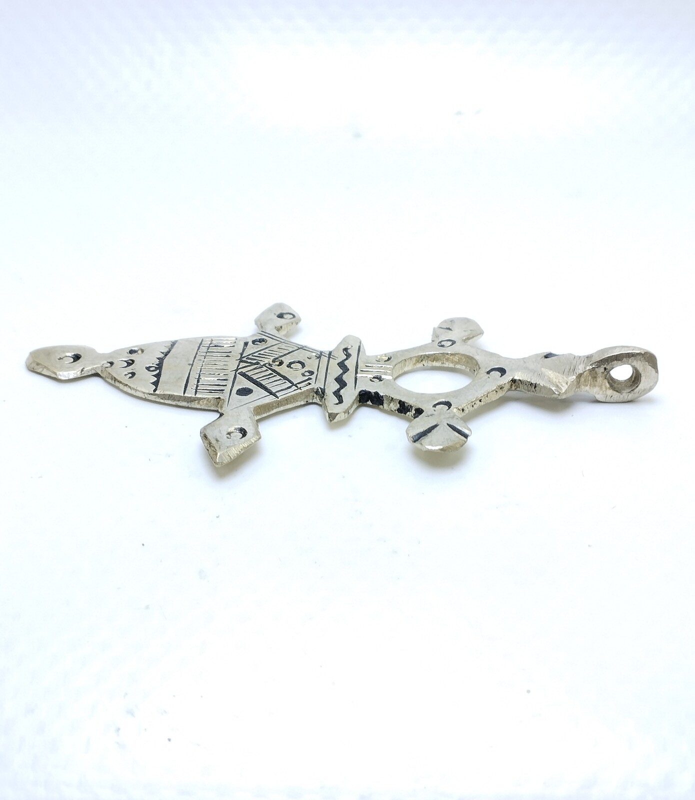 Tuareg Cross Pendant – Handmade Silver Tribal Berber Amulet from Morocco Item image 4