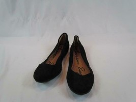 NWB American Rag Cie Black Faux Suede Flats Round Toe Size 5.5 - £24.20 GBP